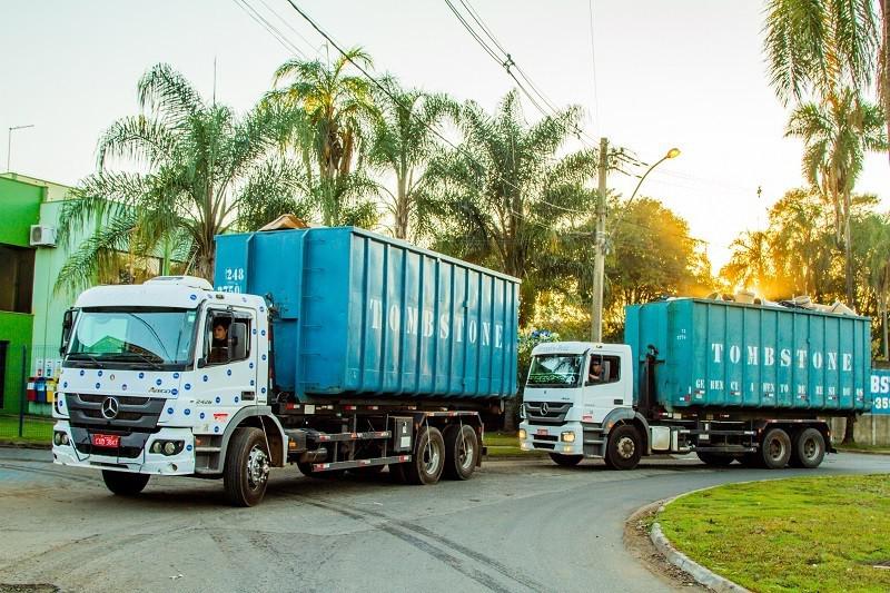 Serviços de coleta e transporte de resíduos